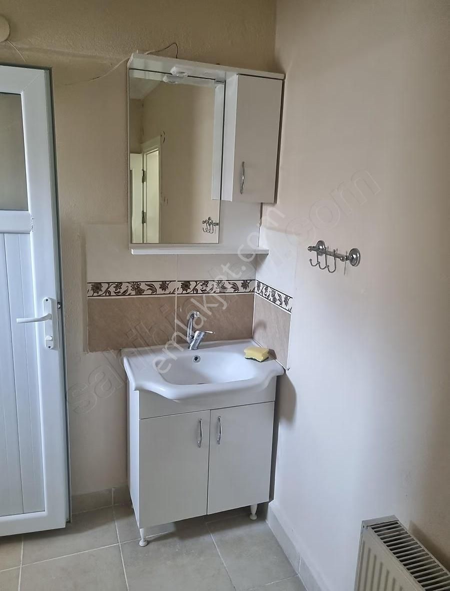 Ana Cadde Üzeri Kiralık 2+1 - Görsel 17