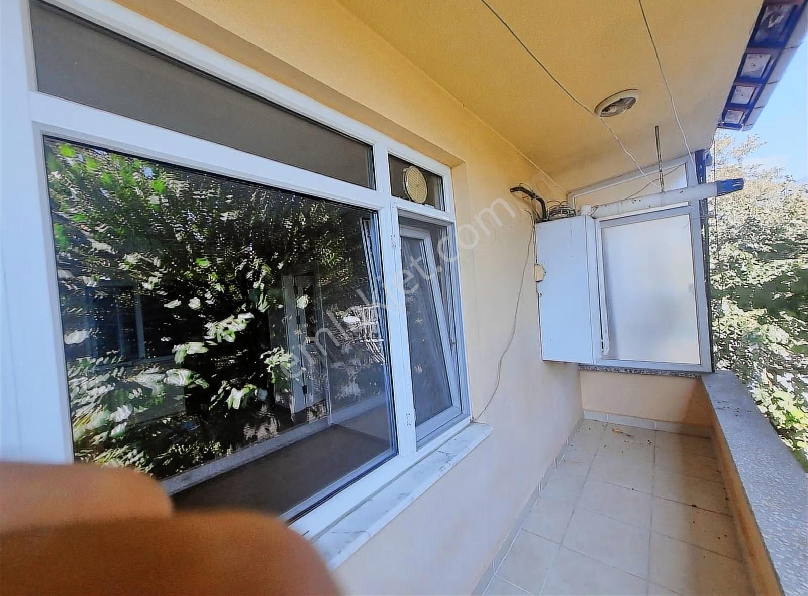 Ana Cadde Üzeri Kiralık 2+1 - Görsel 3