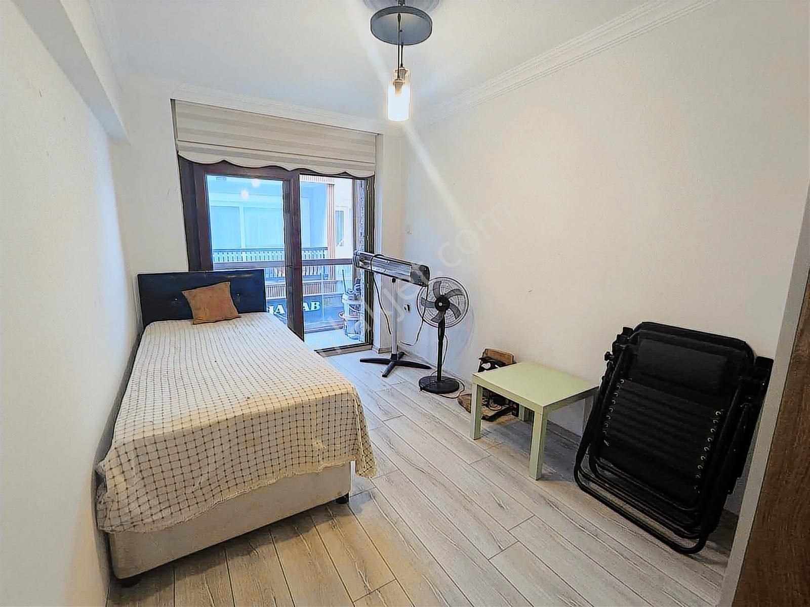 Kuşadası Merkezde 2+1 Full Eşyalı Daire - Görsel 23