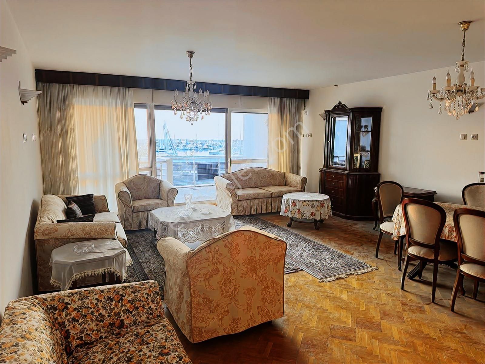 Kuşadası Setur Marina Karşısı 4+1 Yalı Dairesi - Görsel 22