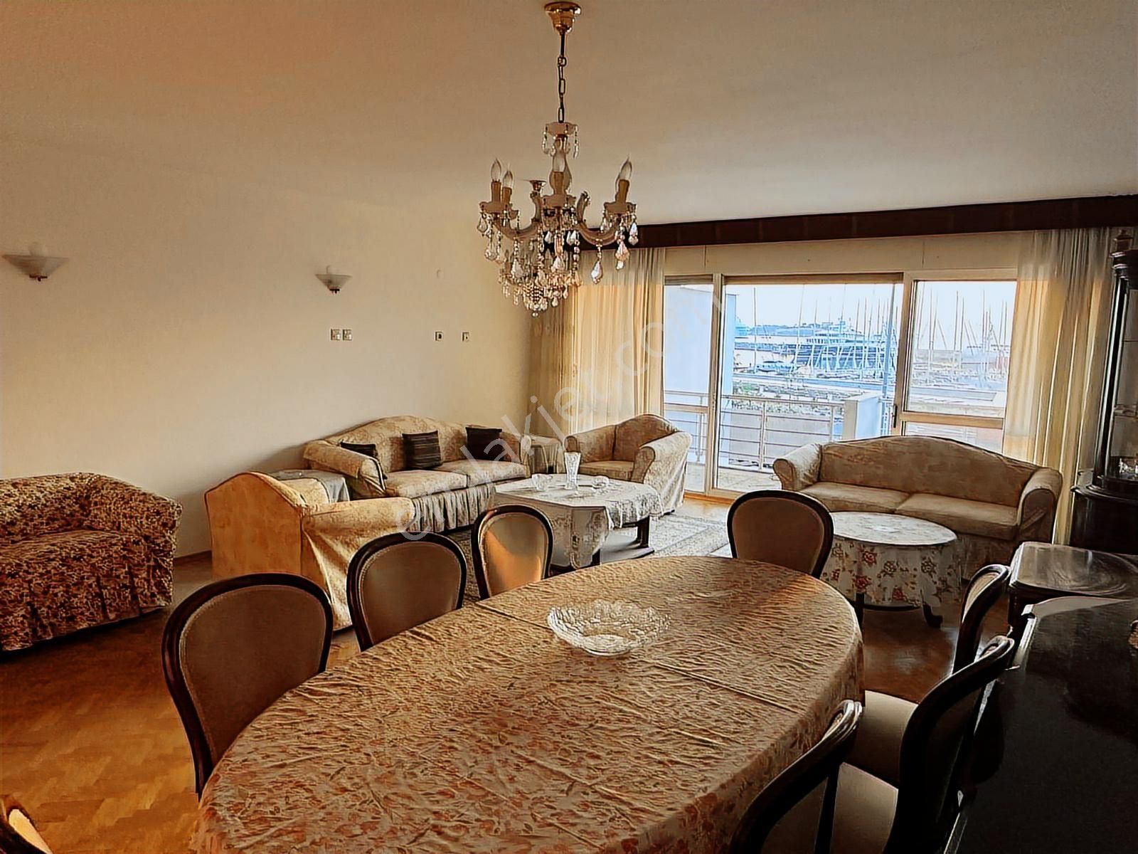 Kuşadası Setur Marina Karşısı 4+1 Yalı Dairesi - Görsel 9