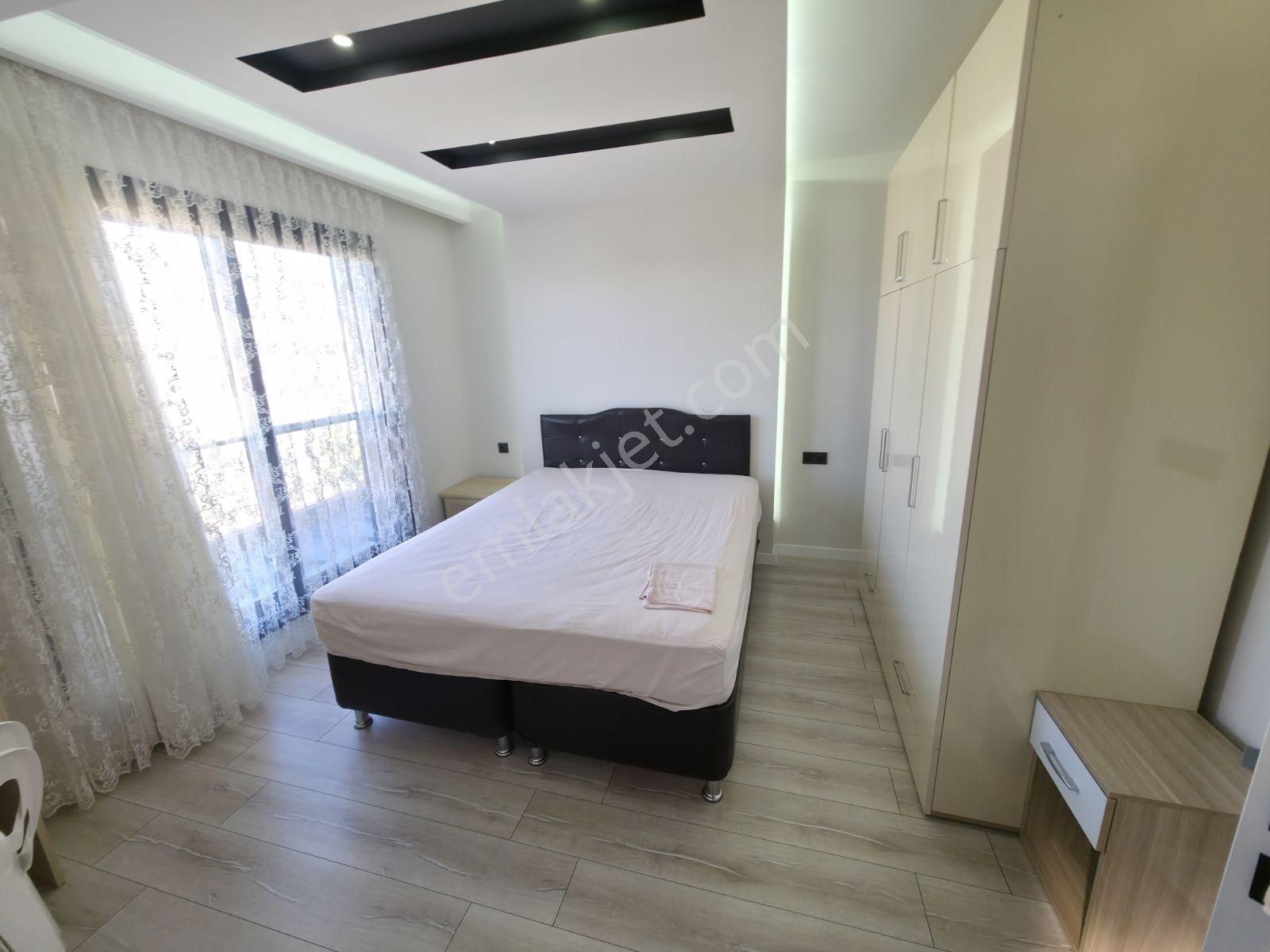 Kuşadası Davutlar 450 M² Arsa Paylı 4+1 Lüks Villa - Görsel 3