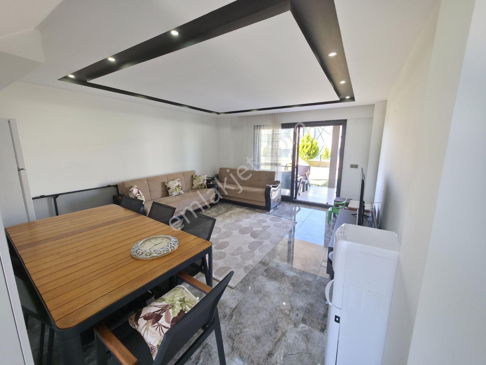 Kuşadası Davutlar 450 M² Arsa Paylı 4+1 Lüks Villa - Görsel 12