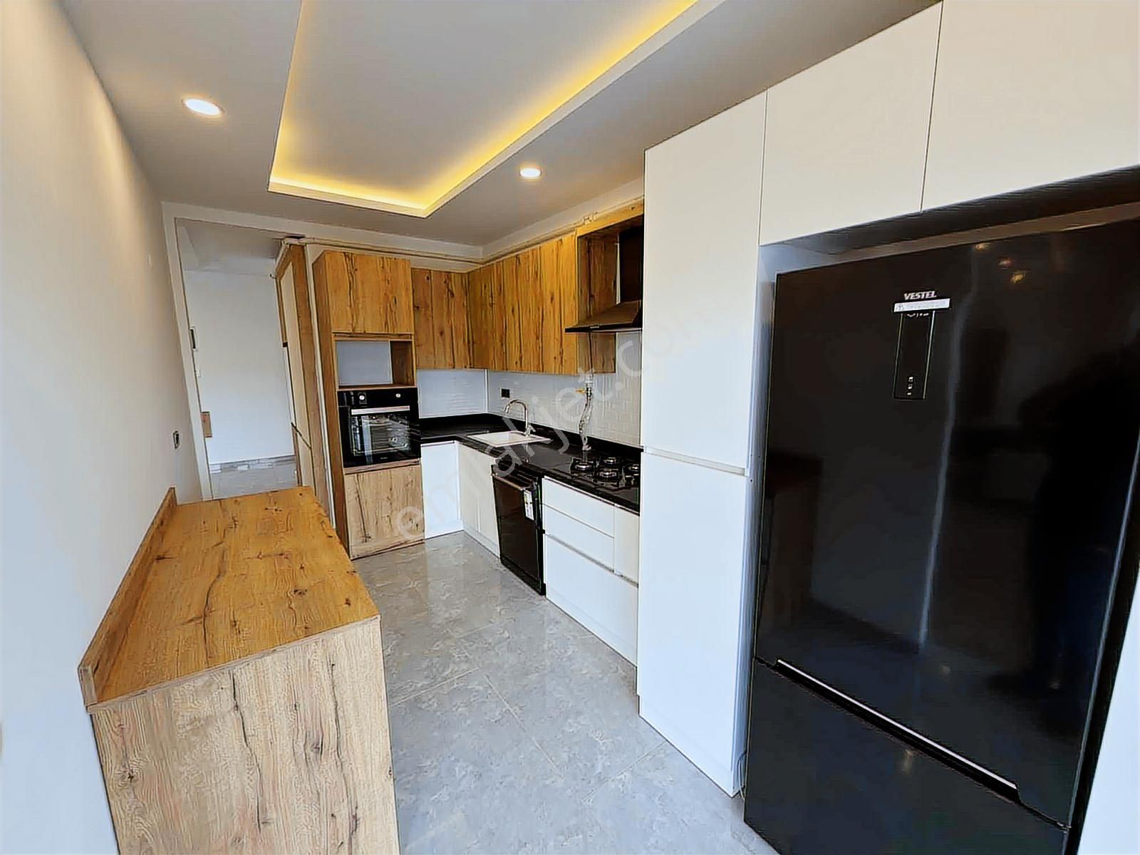 Kuşadası Değirmendere 3+1 Sıfır Full Eşyalı Satılık