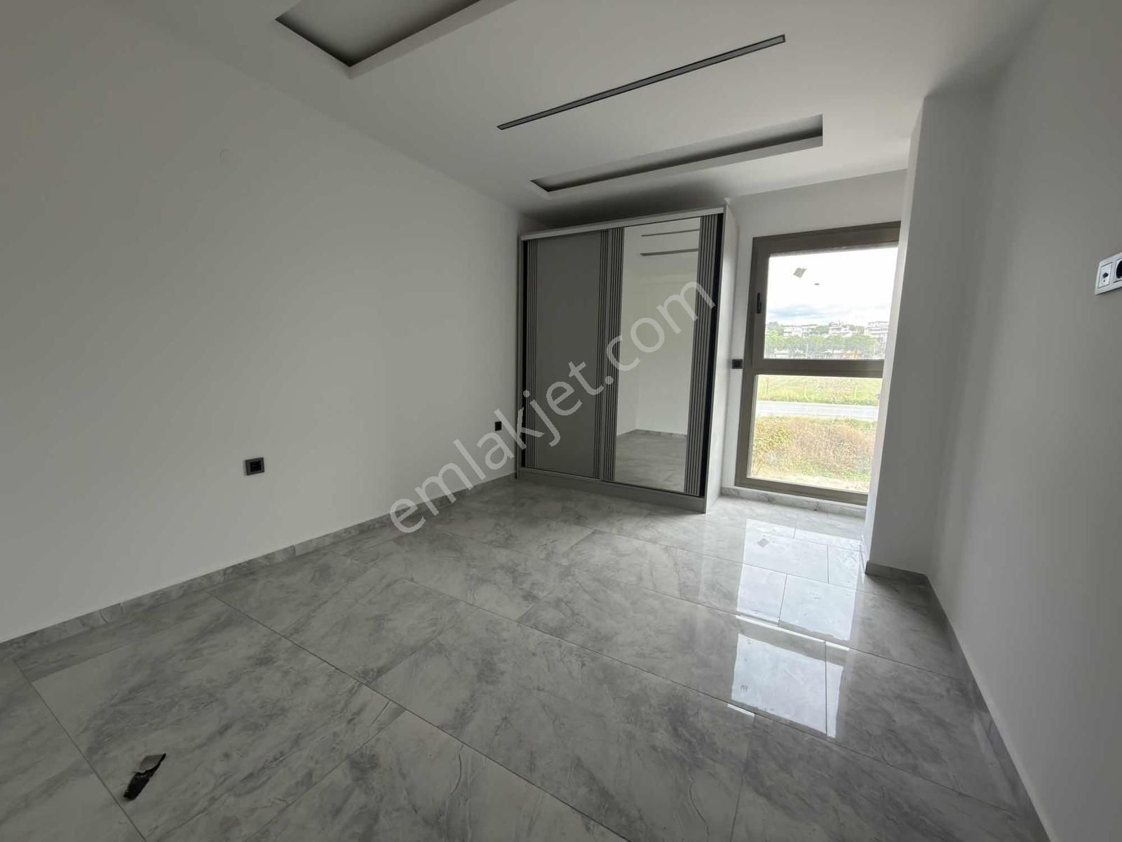 Soğucakta Ana Yol Altında, Sıfır 3+1, Yerden Isıtmalı, Havuzlu - Görsel 2