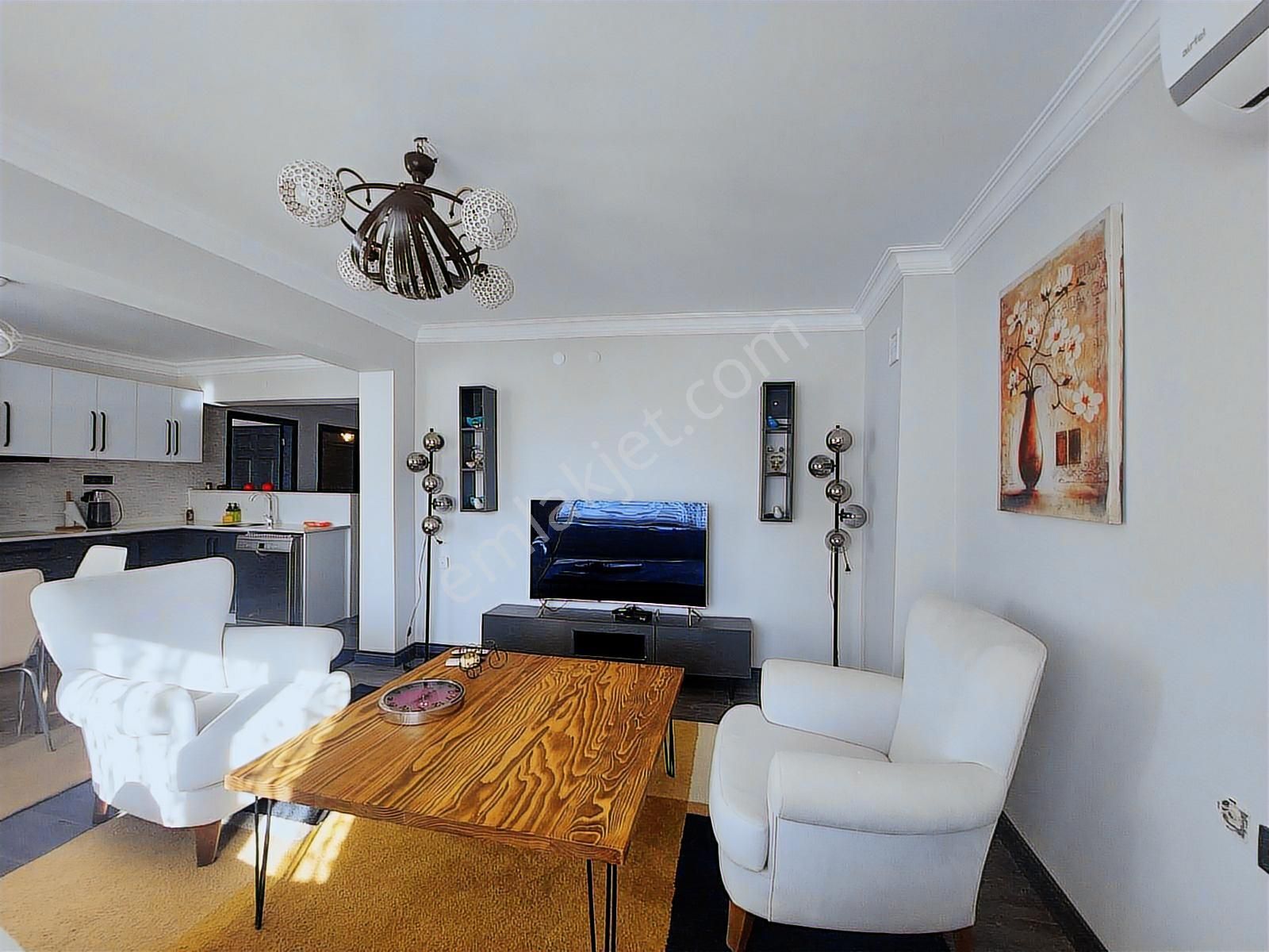 Kuşadası Kadınlar Denizinde 3+1 Doğalgazlı Daire - Görsel 10