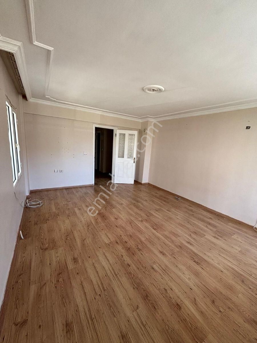Kuşadası Değirmendere De 2+1 Daire - Görsel 17