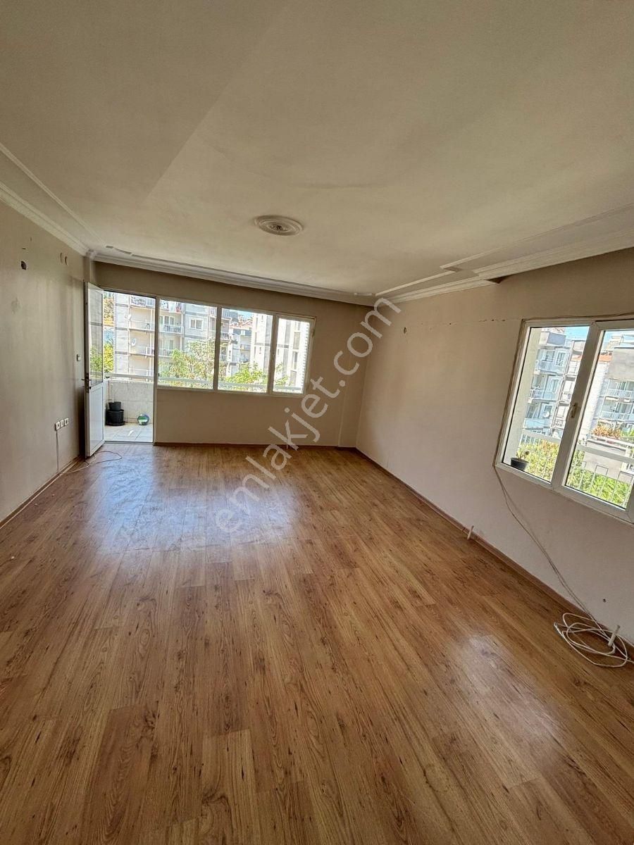Kuşadası Değirmendere De 2+1 Daire - Görsel 15