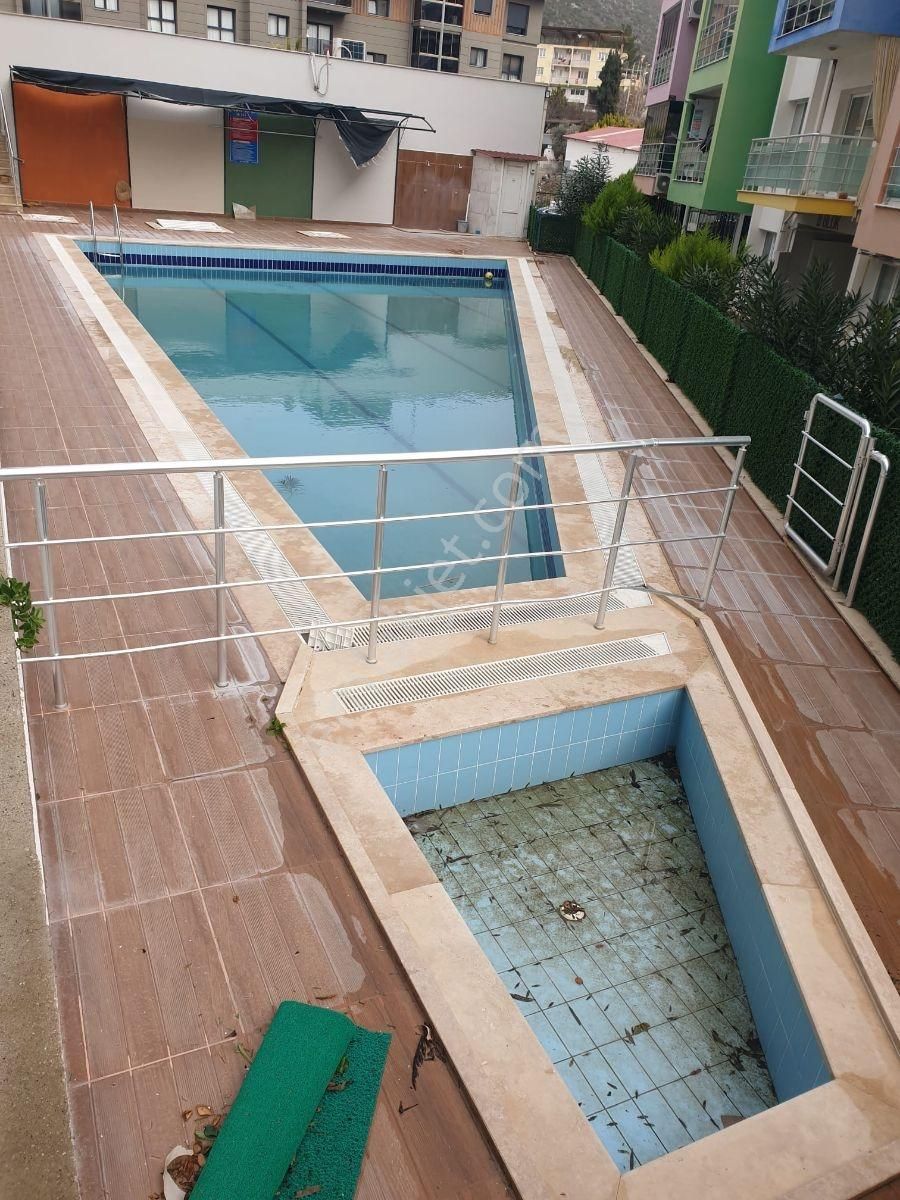 Kuşadası Ege Mahallesı 2+1 Site İçerisinde Kiralık Daıre - Görsel 3