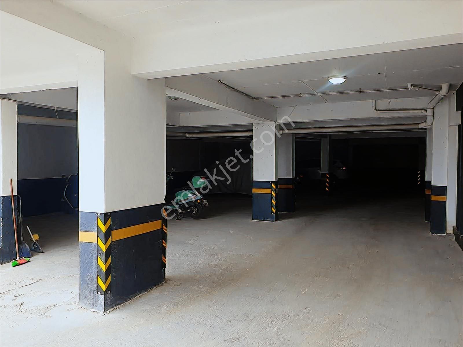 Kuşadası Site İçinde 1+1 Kiralık Daire - Görsel 2