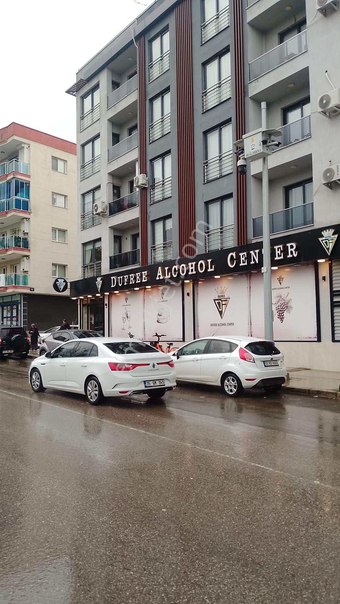 Sahibinden Bornova Aşık Veysel Rekrasyon Alanı Cadde Üstü Kiralık Daire - Görsel 32