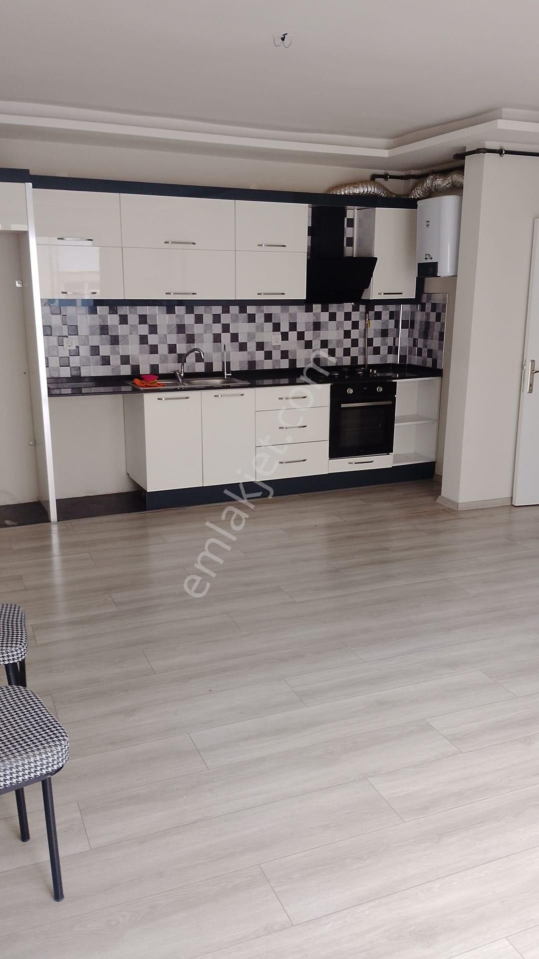 Sahibinden Bornova Aşık Veysel Rekrasyon Alanı Cadde Üstü Kiralık Daire