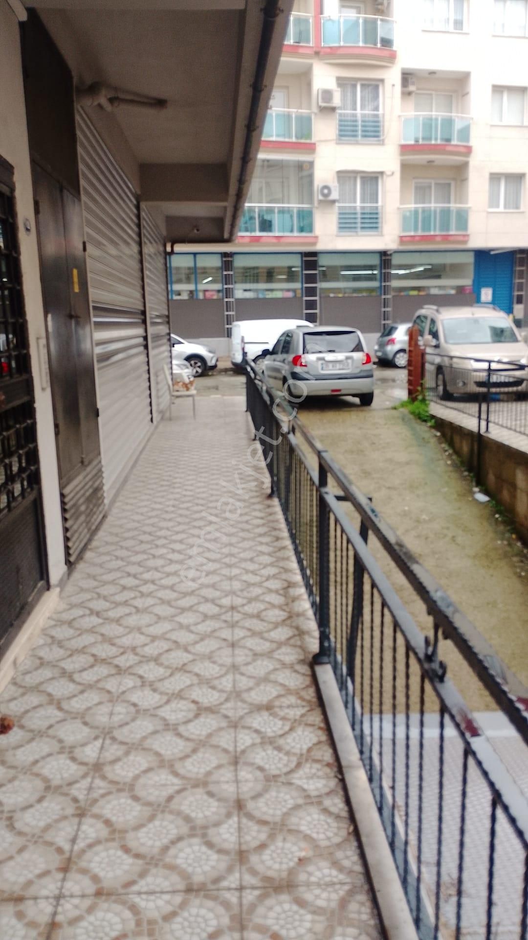 Sahibinden Bornova Aşık Veysel Rekrasyon Alanı Cadde Üstü Kiralık Daire - Görsel 27