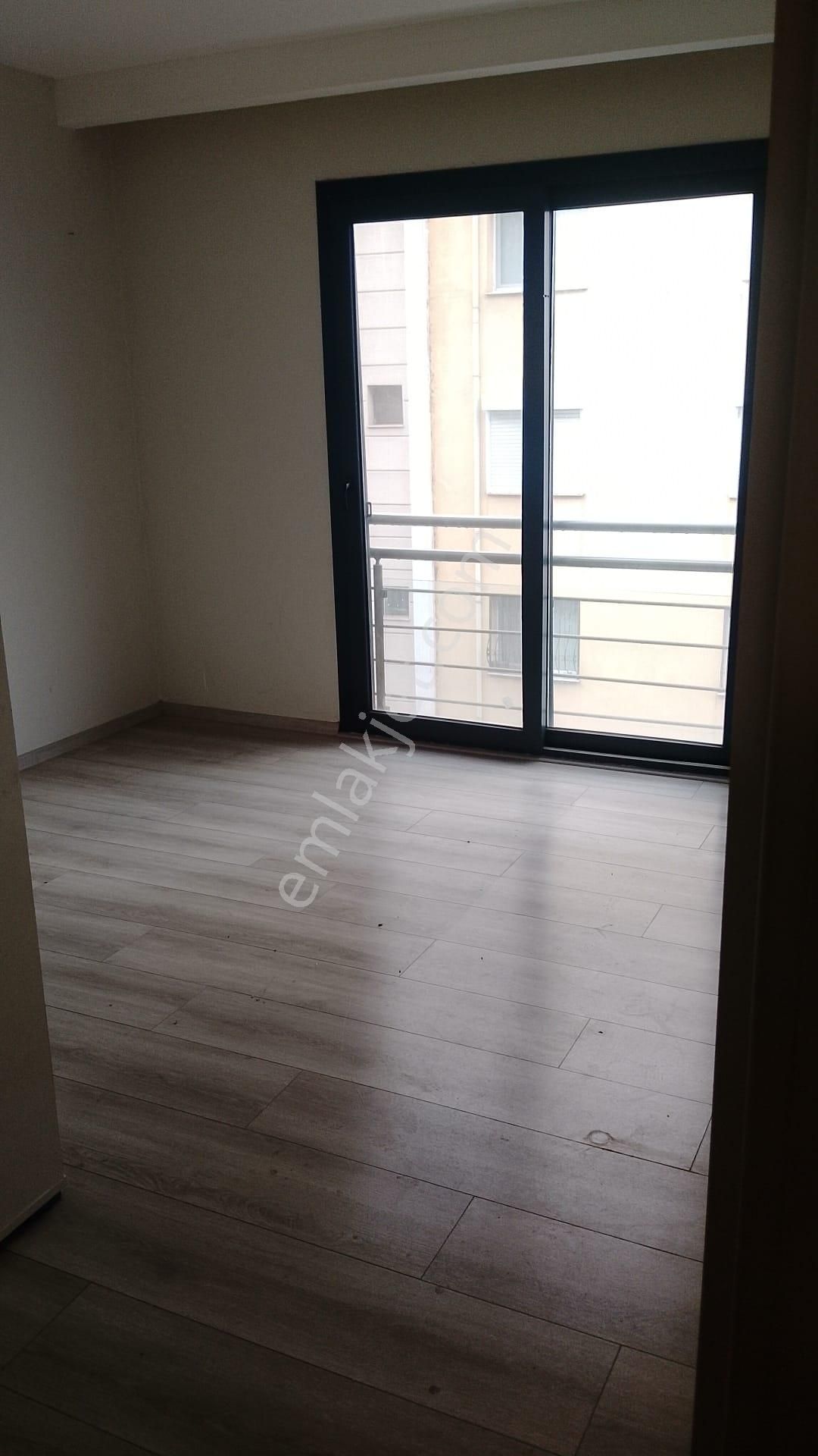 Sahibinden Bornova Aşık Veysel Rekrasyon Alanı Cadde Üstü Kiralık Daire - Görsel 11