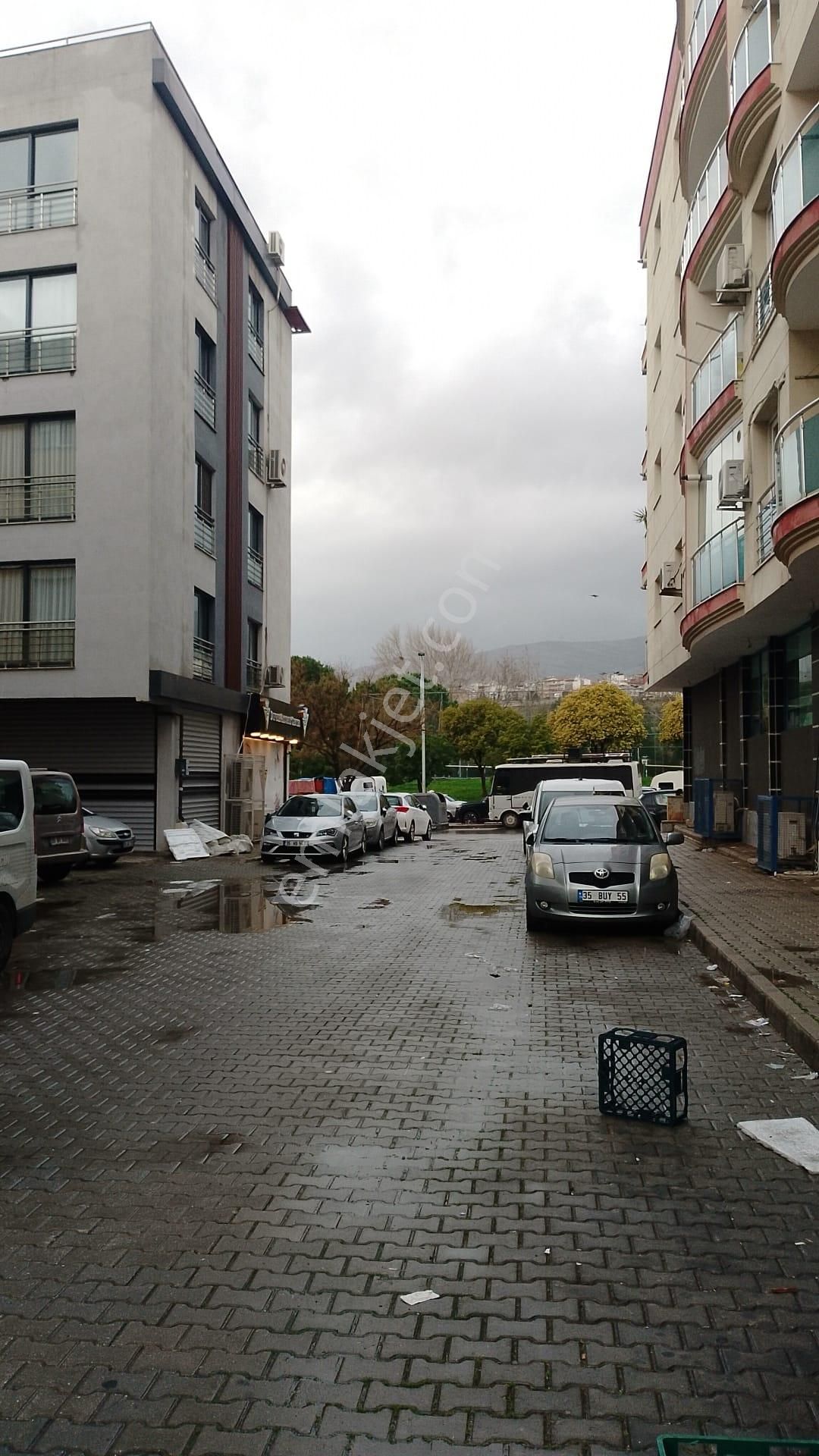 Sahibinden Bornova Aşık Veysel Rekrasyon Alanı Cadde Üstü Kiralık Daire - Görsel 35