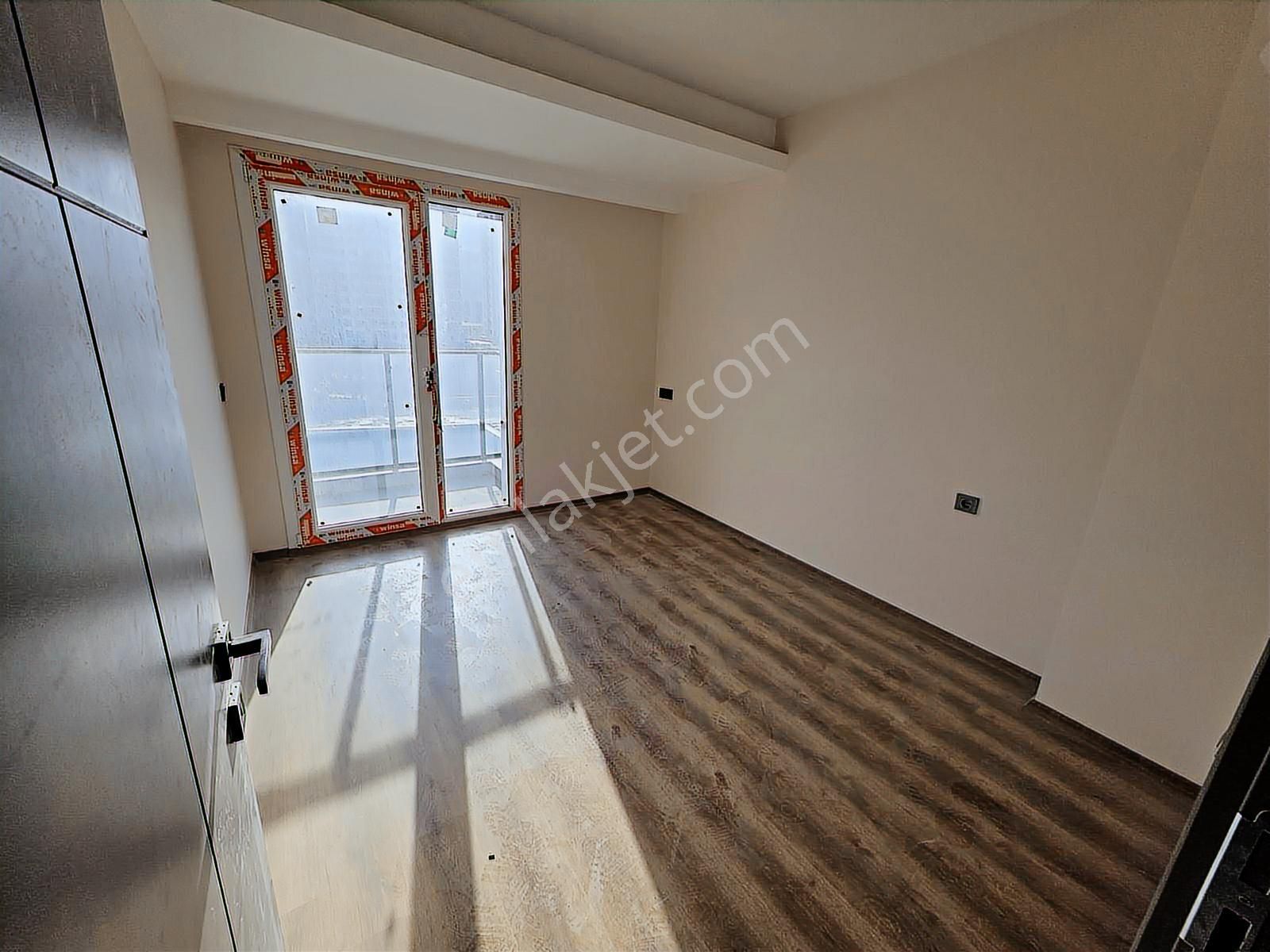 Söke Yenicami Mah.3+1 Kapalı Mutfak Dogalgazlı - Görsel 18