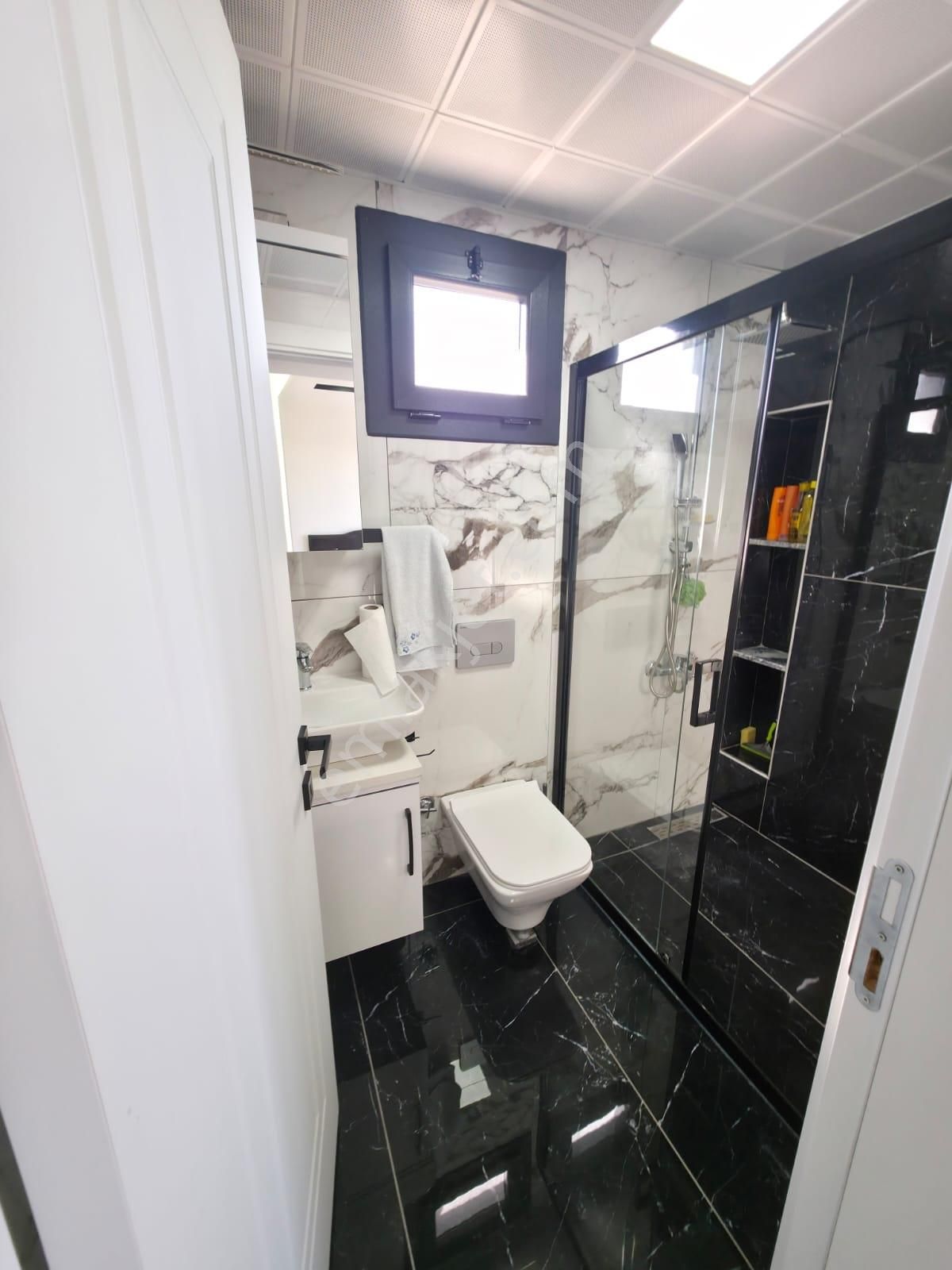 Kuşadası Davutlar Tek Müstakil Geniş Bahçeli 4+1 Villa - Görsel 17