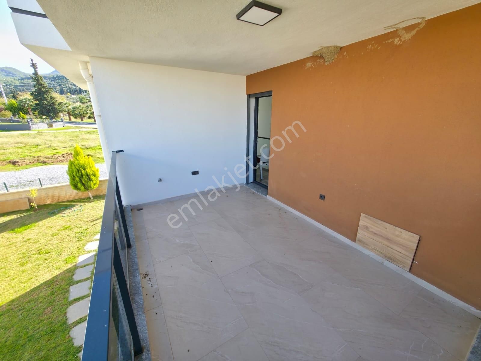Kuşadası Davutlar Tek Müstakil Geniş Bahçeli 4+1 Villa - Görsel 11