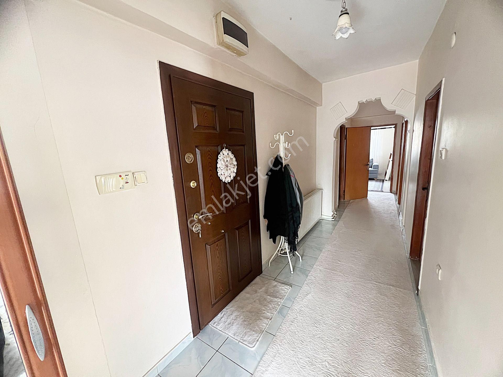 Güventepe Caddede 2.kat Güney Cephe3+1 Daire Büyüklüğünde Depolu - Görsel 19