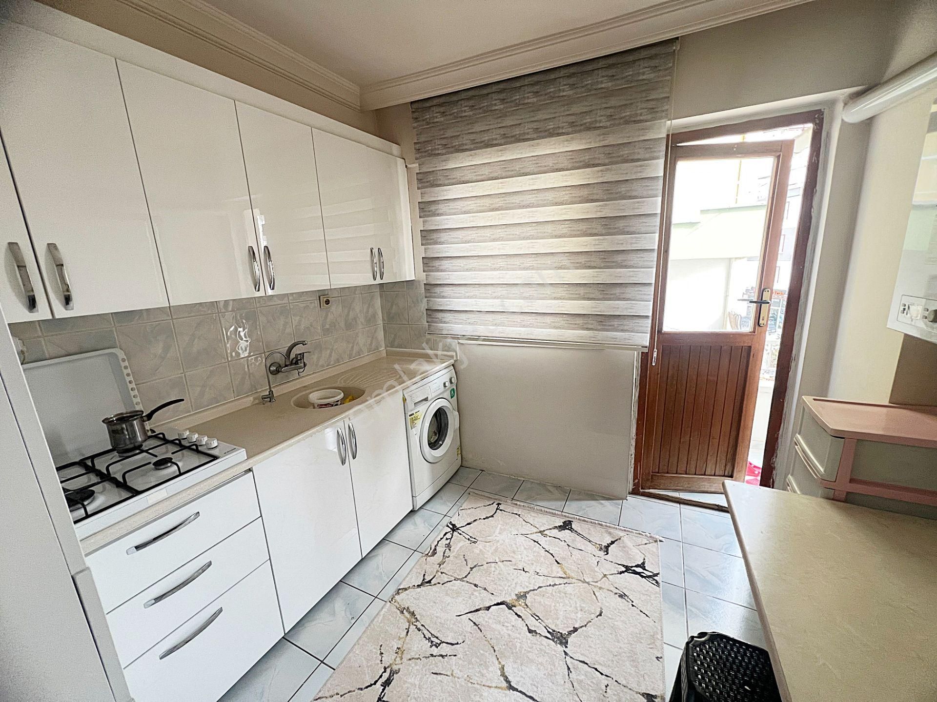 Güventepe Caddede 2.kat Güney Cephe3+1 Daire Büyüklüğünde Depolu - Görsel 2