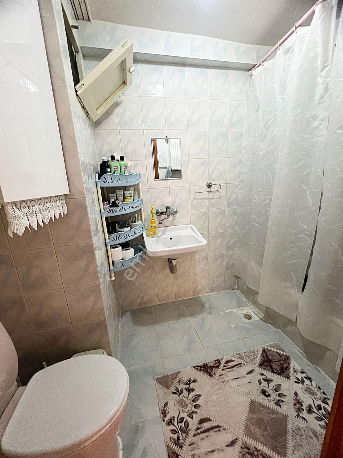 Güventepe Caddede 2.kat Güney Cephe3+1 Daire Büyüklüğünde Depolu - Görsel 22