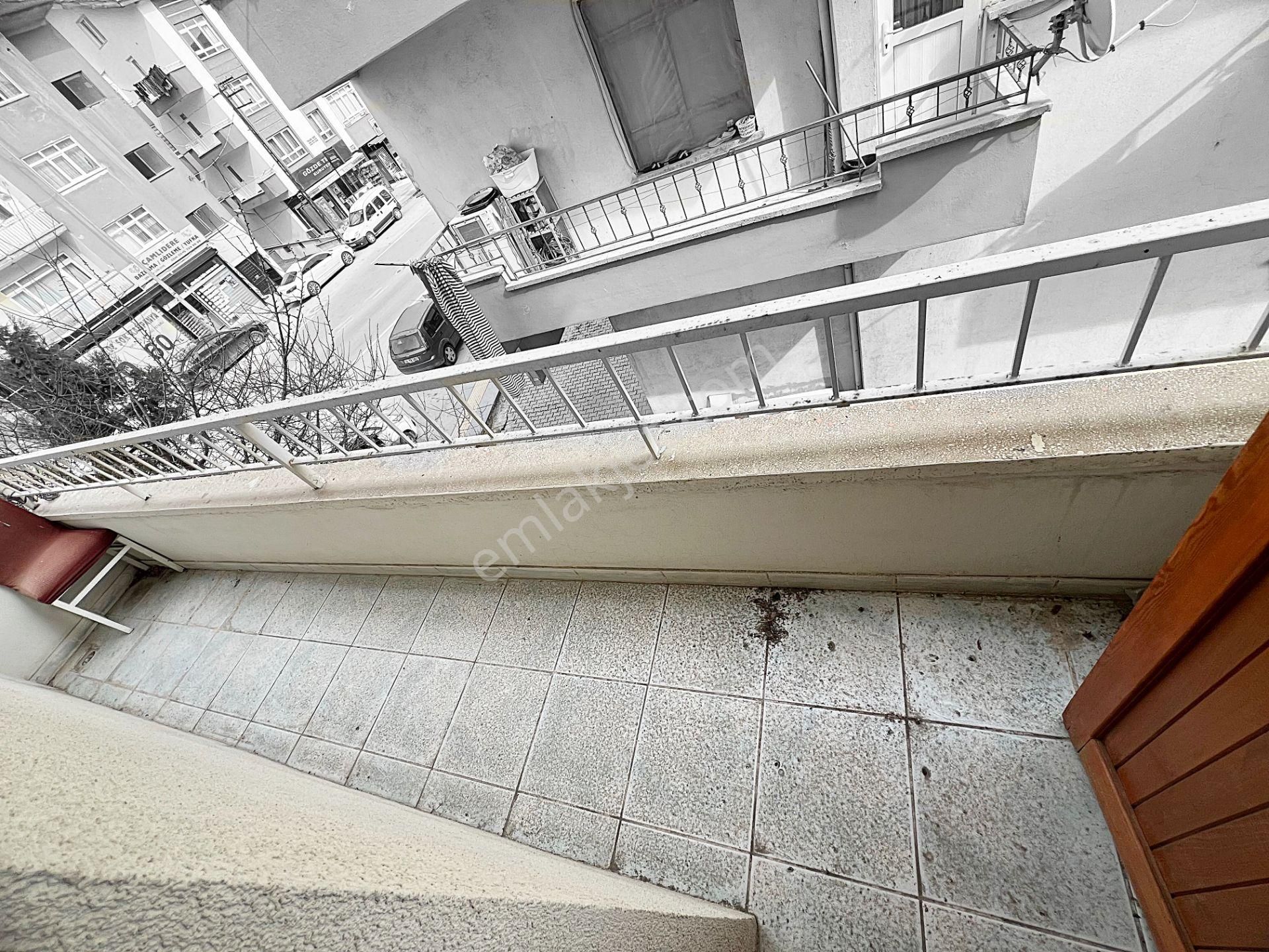 Güventepe Caddede 2.kat Güney Cephe3+1 Daire Büyüklüğünde Depolu - Görsel 26