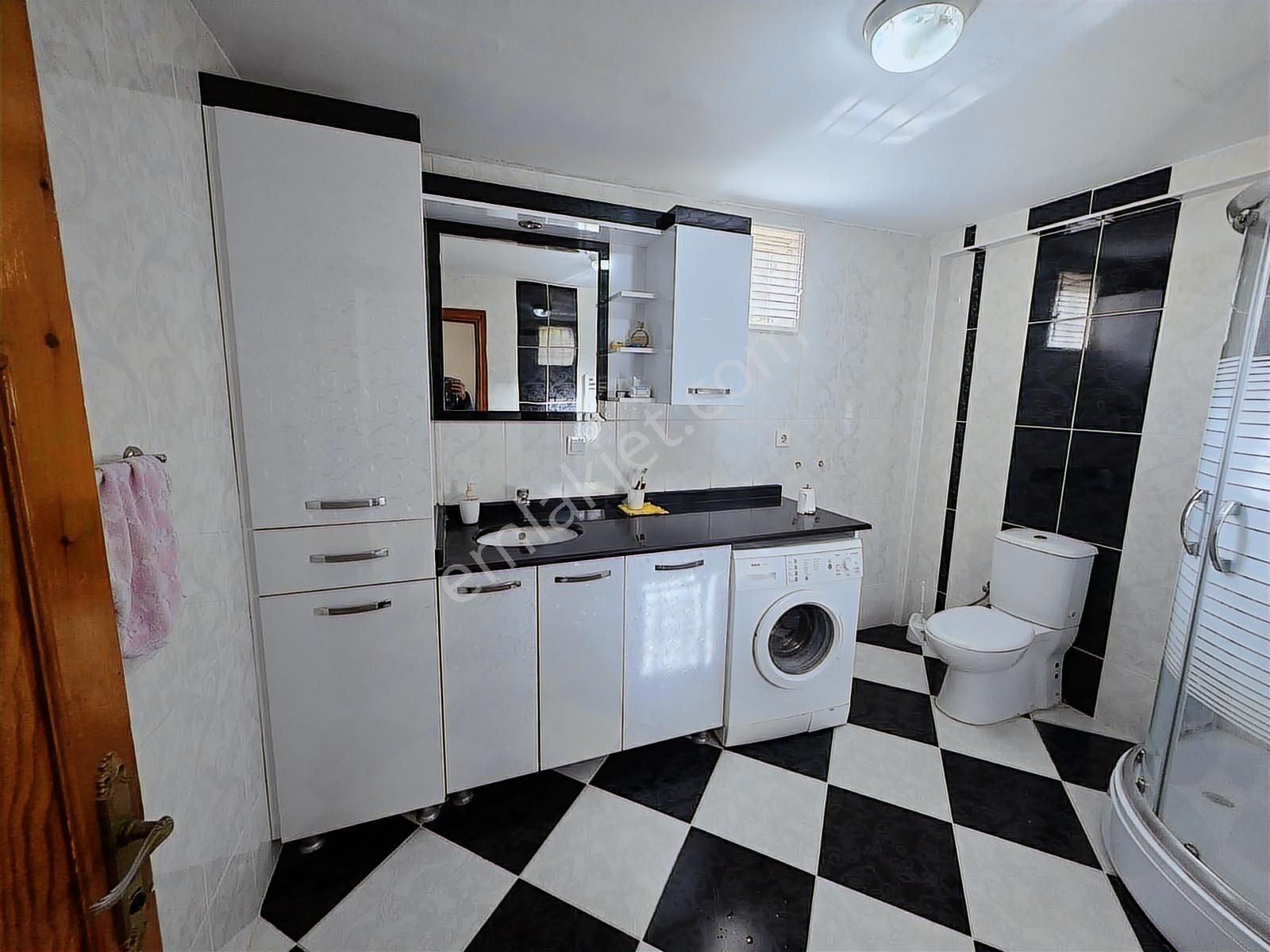 Söke Cumhuriyet Mahallesinde Bahçeli 3+1 Daire! - Görsel 5