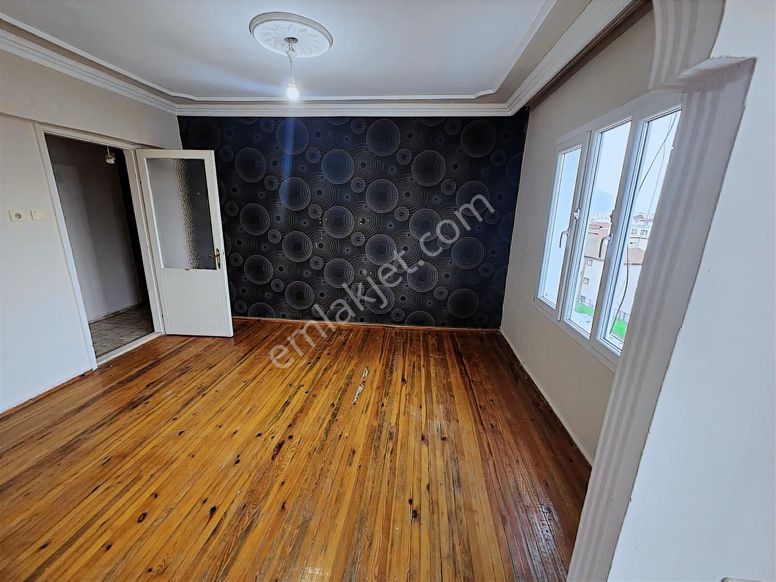 Satılık 2+1 Köşe Konumda Ferah Daire - Görsel 19