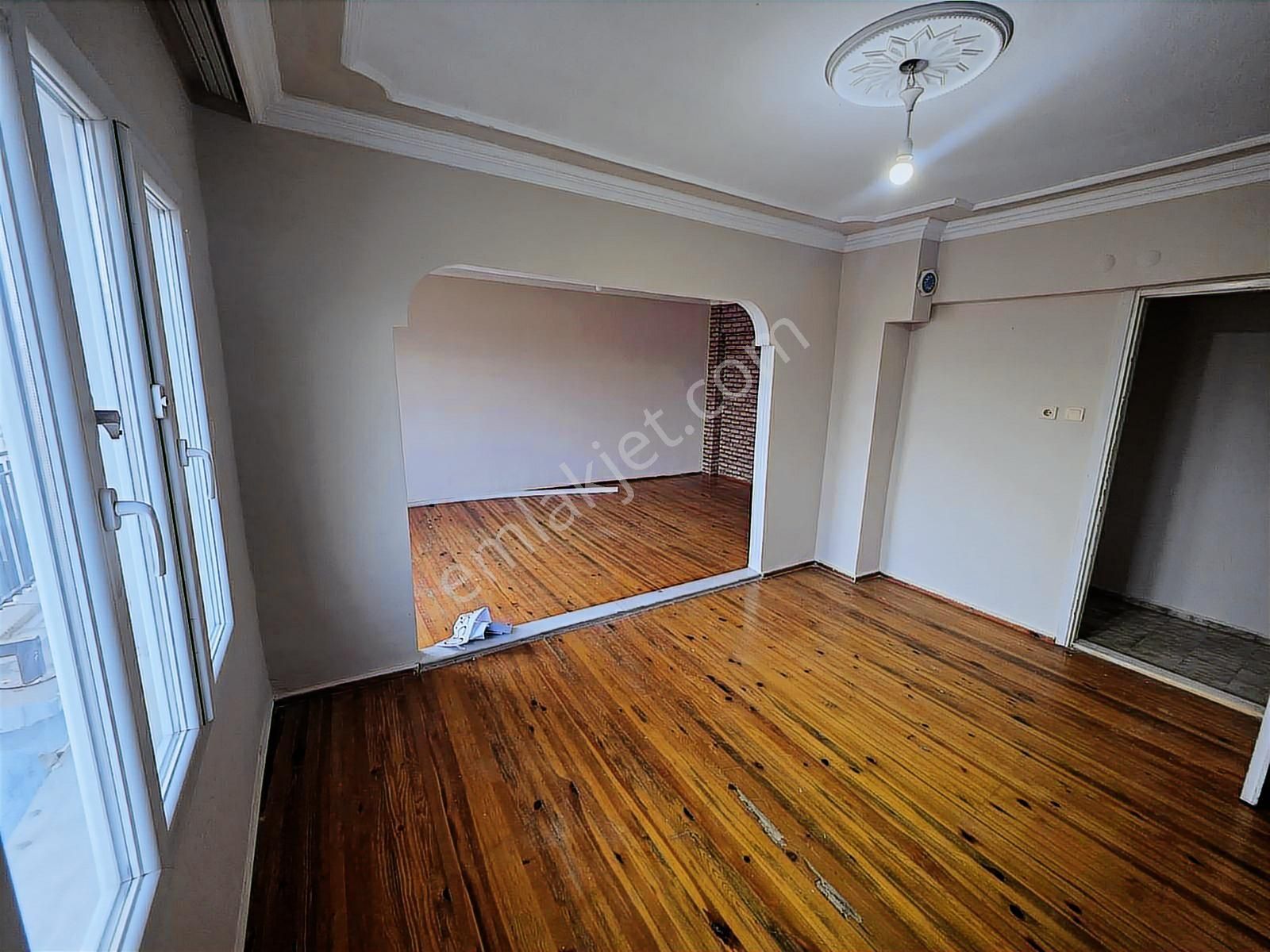 Satılık 2+1 Köşe Konumda Ferah Daire - Görsel 20