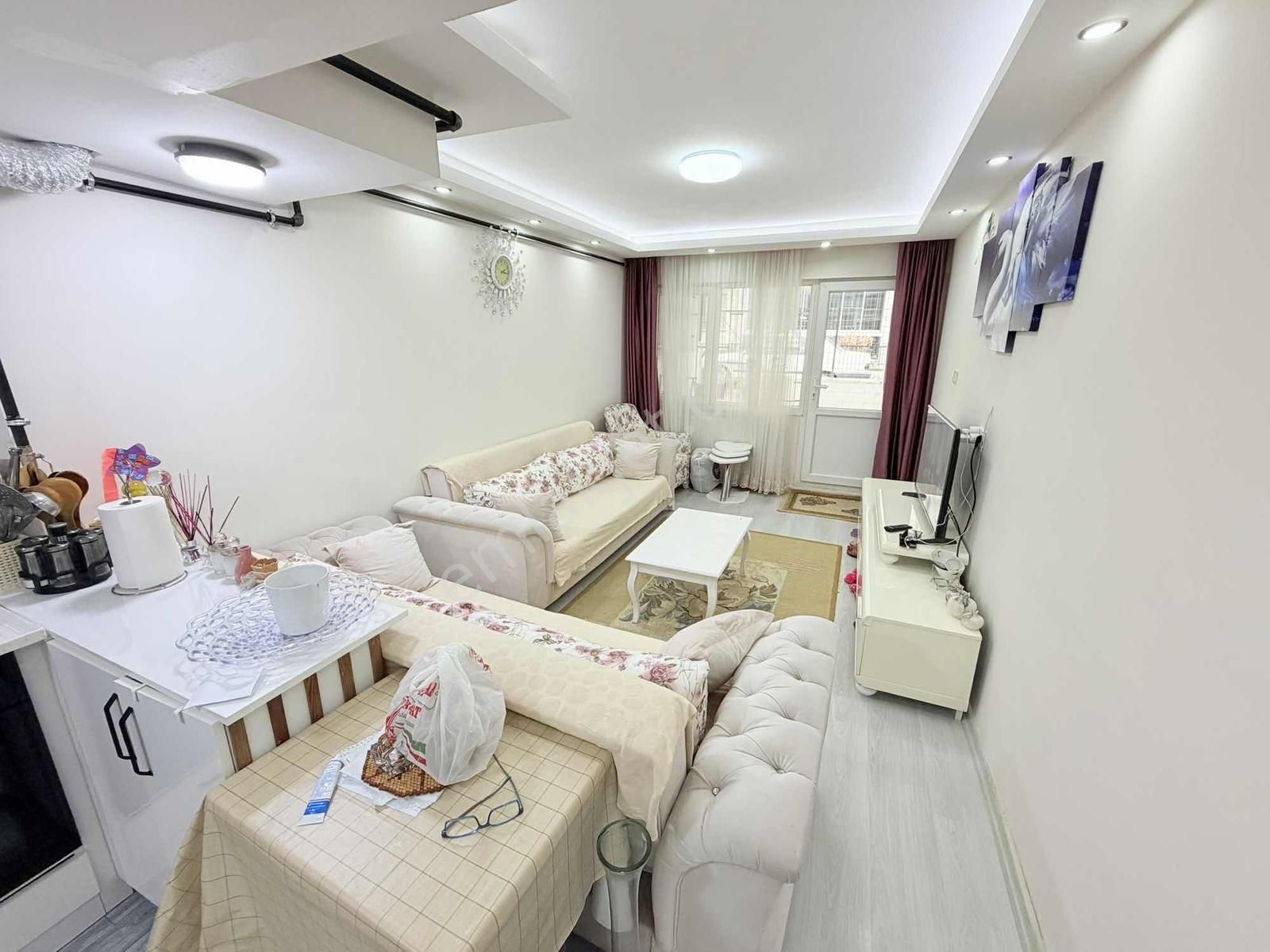 Üçyol Kılıç Reis Mah. 2+1 130 M2 Lüx Doğalgazlı Bahçeli Daire - Görsel 3