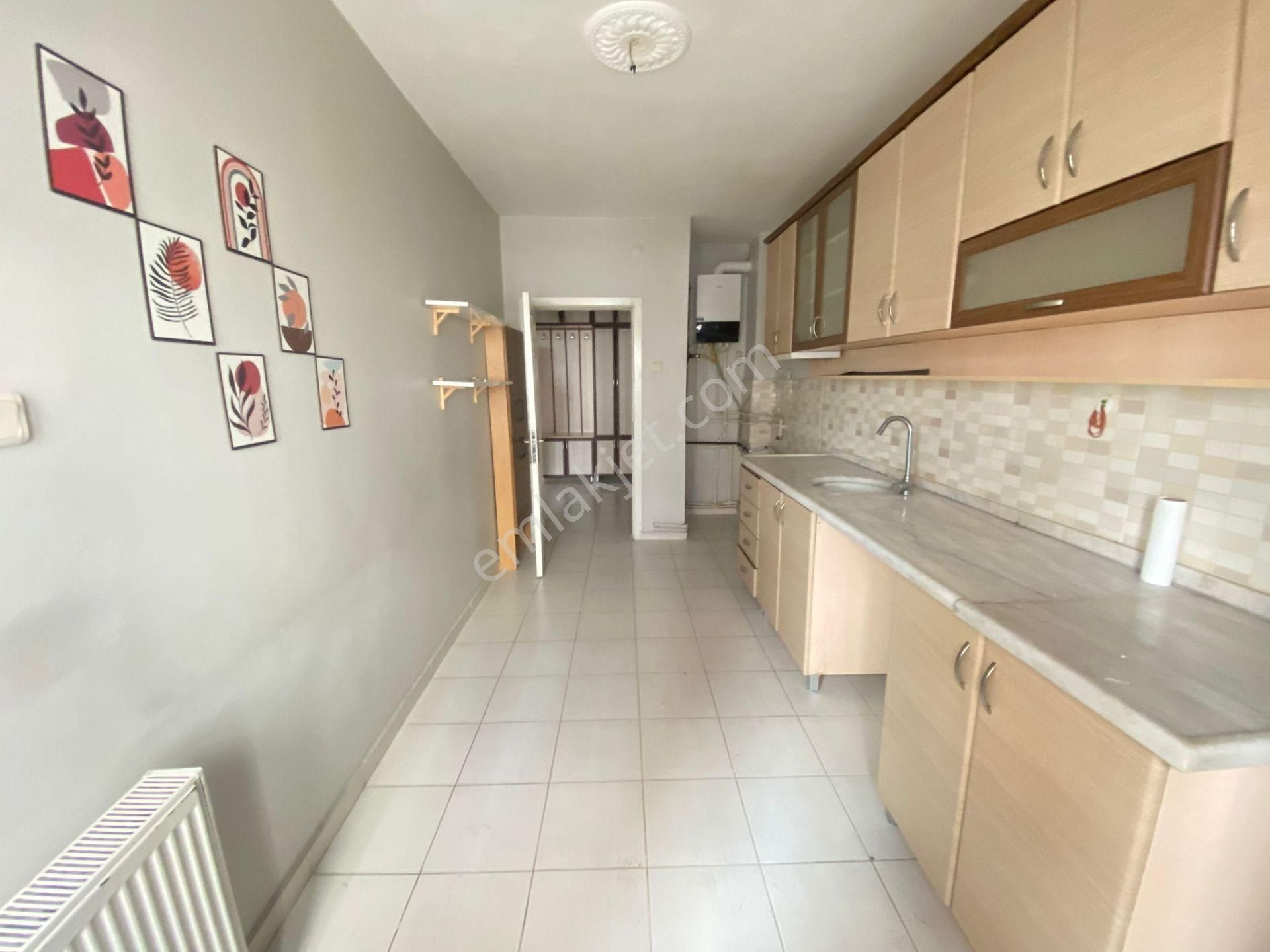 Yunus Emre Cd Üzeri Hastaneler Yakını 3+1 Ortakat Temiz Daire! - Görsel 19