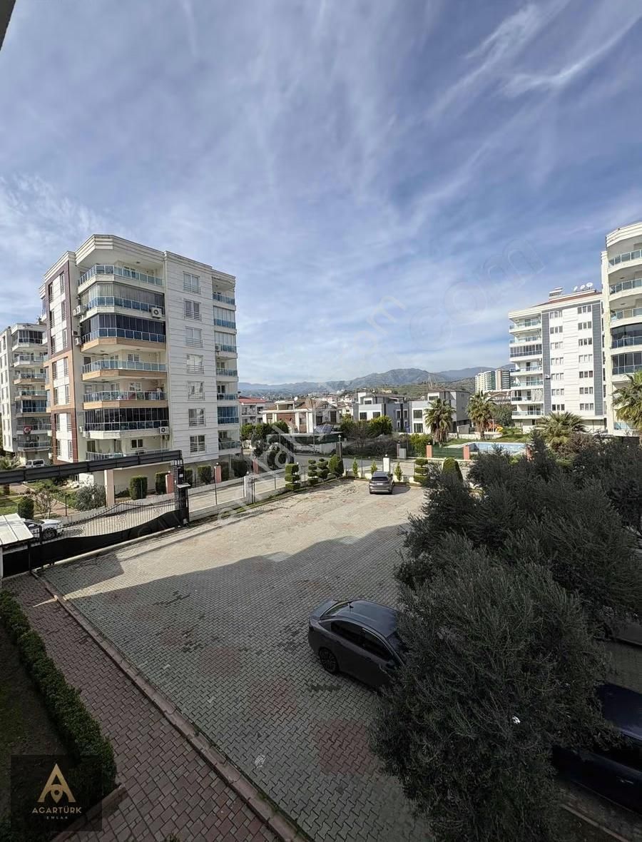 Flora Cityde Havuzlu Arakat 3+1 Doğal Gazlı Daire