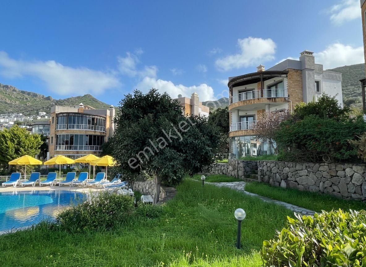 Turgutreis - Karabağ Şeray Evleri'nde Deniz Manzaralı, Şömineli 5+2 Tripleks - Görsel 2