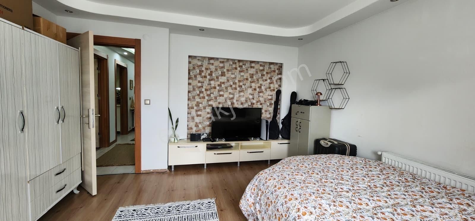 İzmir Bornova İnönü Mahallesinde Satılık 3+1 Daire - Görsel 11