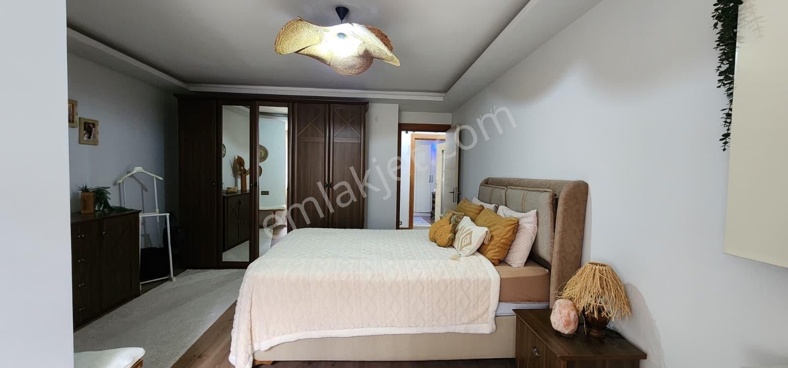 İzmir Bornova İnönü Mahallesinde Satılık 3+1 Daire - Görsel 28