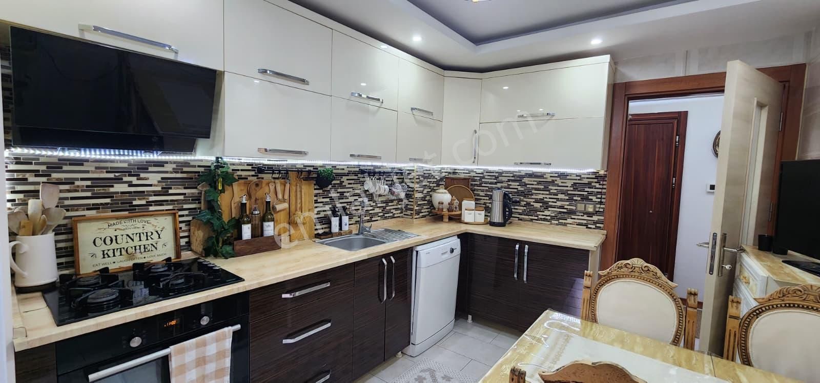 İzmir Bornova İnönü Mahallesinde Satılık 3+1 Daire - Görsel 16