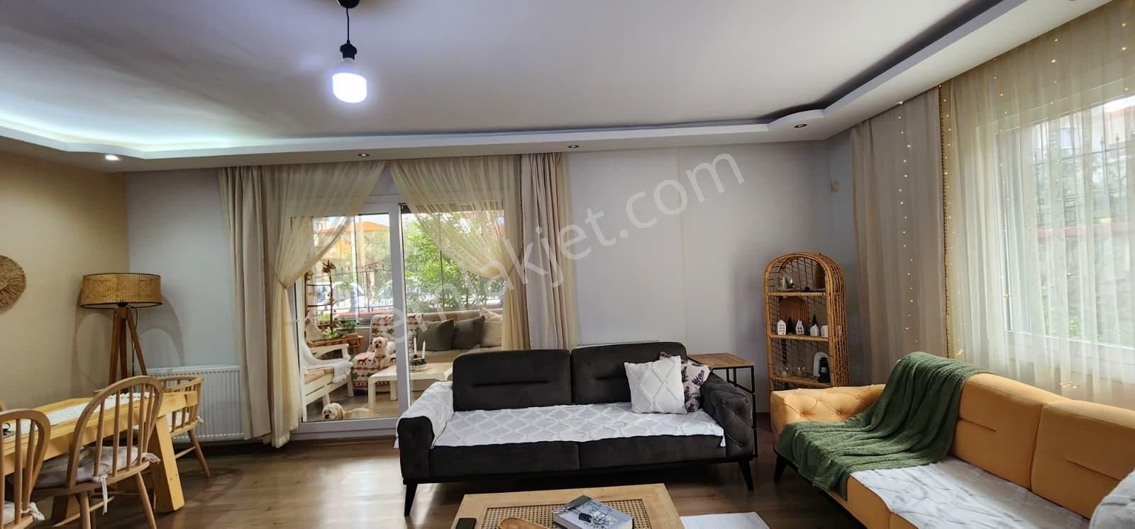 İzmir Bornova İnönü Mahallesinde Satılık 3+1 Daire - Görsel 5