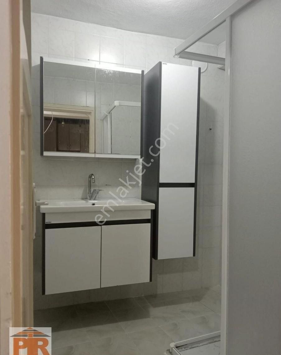 Eski Pazar Caddesinde 2+1 Kiralık Daire - Görsel 7