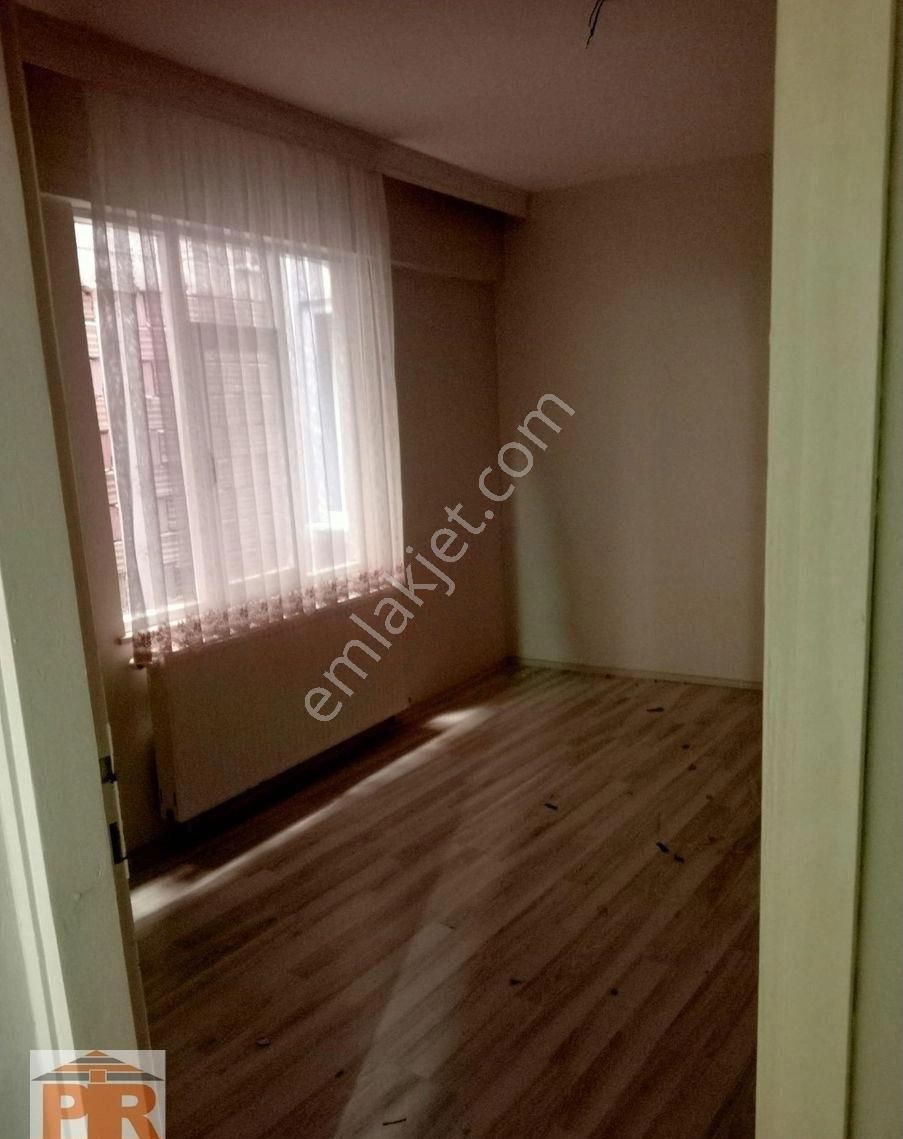 Eski Pazar Caddesinde 2+1 Kiralık Daire - Görsel 9