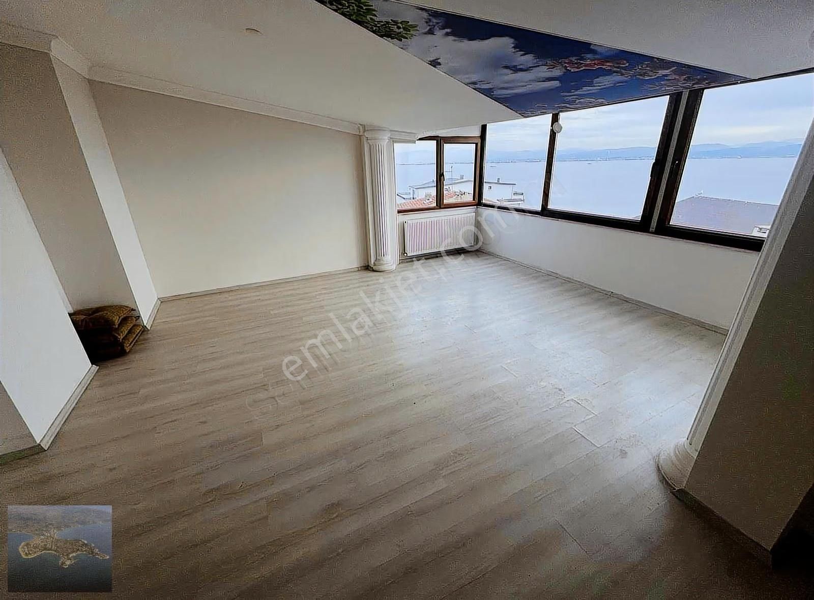 Deniz Manzaralı | Merkezi Konumda | 4+1 Dubleks Satılık Daire - Görsel 14