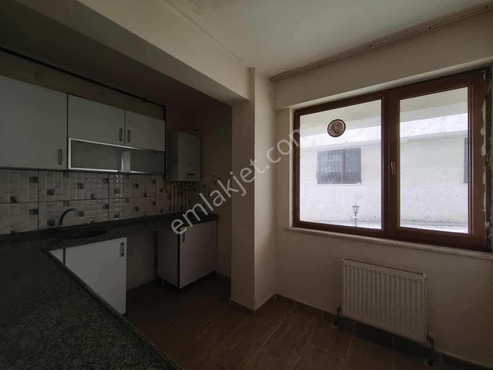 Göztepe Mh. Atatürk Bulvarı Yakını Kiralık 2+1 Daire - Görsel 12