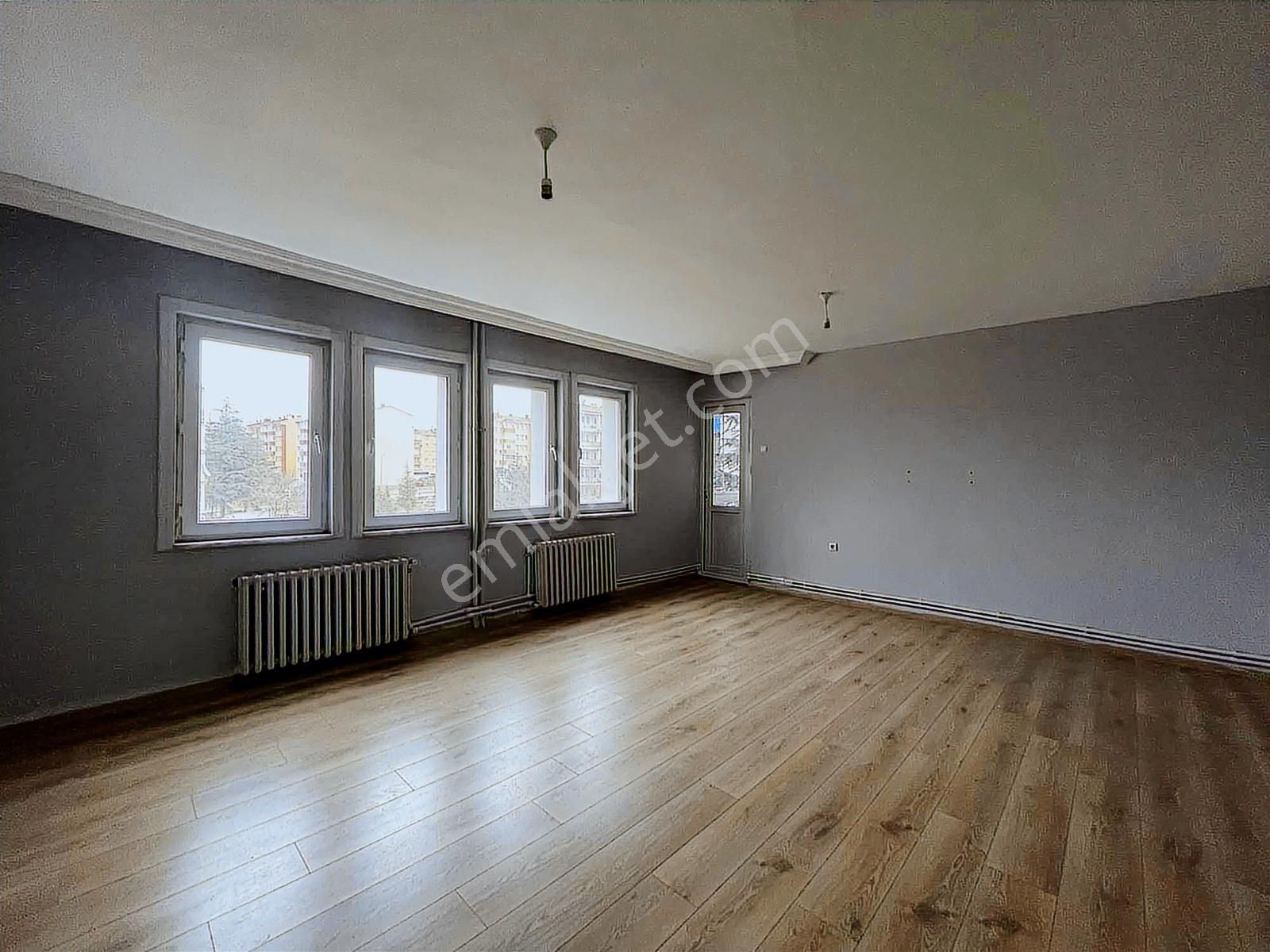 Çankaya'da Mustafa Özel Blv. Yakını 3+1 Kiralık Daire - Görsel 12