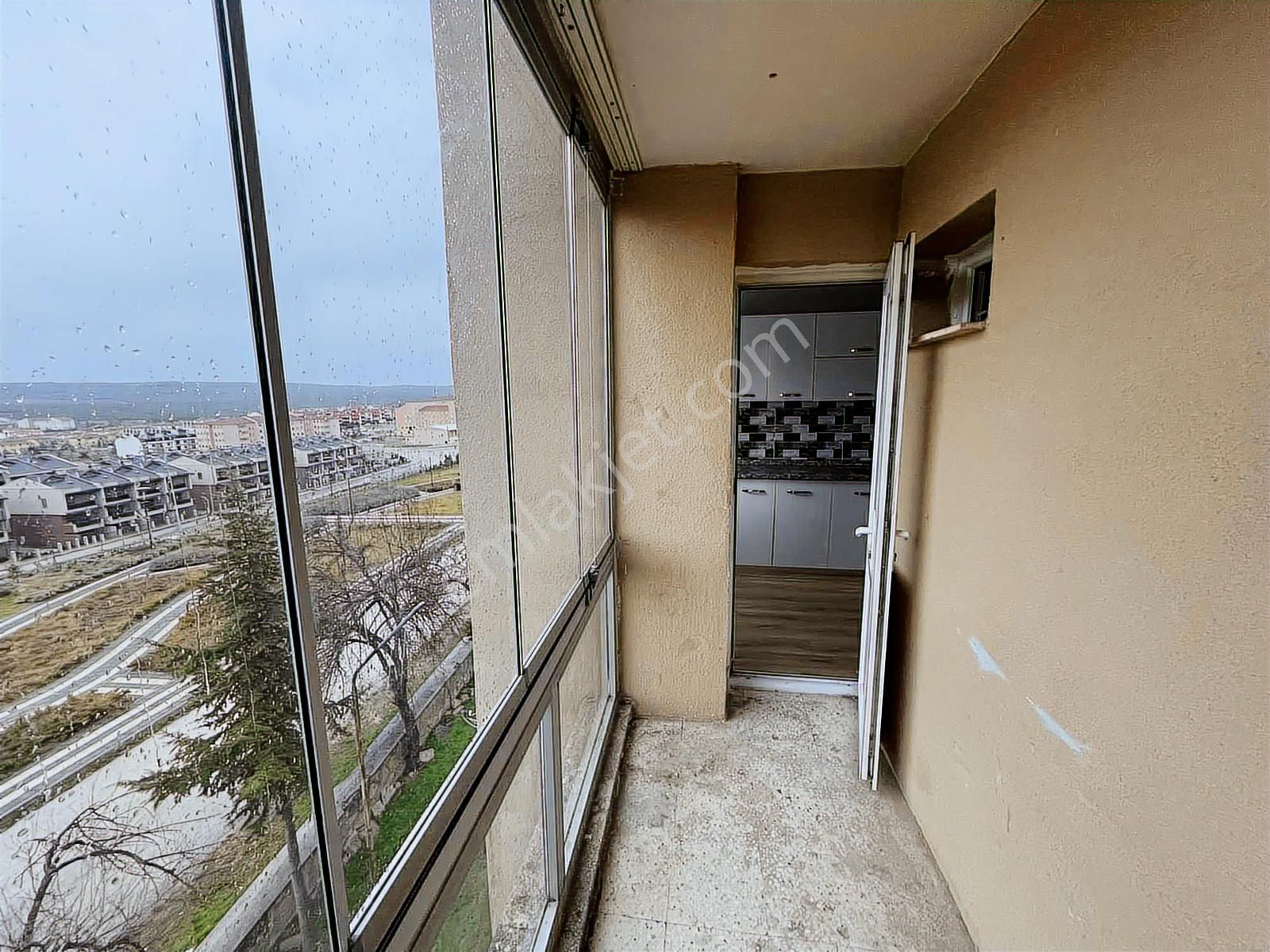 Çankaya'da Mustafa Özel Blv. Yakını 3+1 Kiralık Daire - Görsel 21