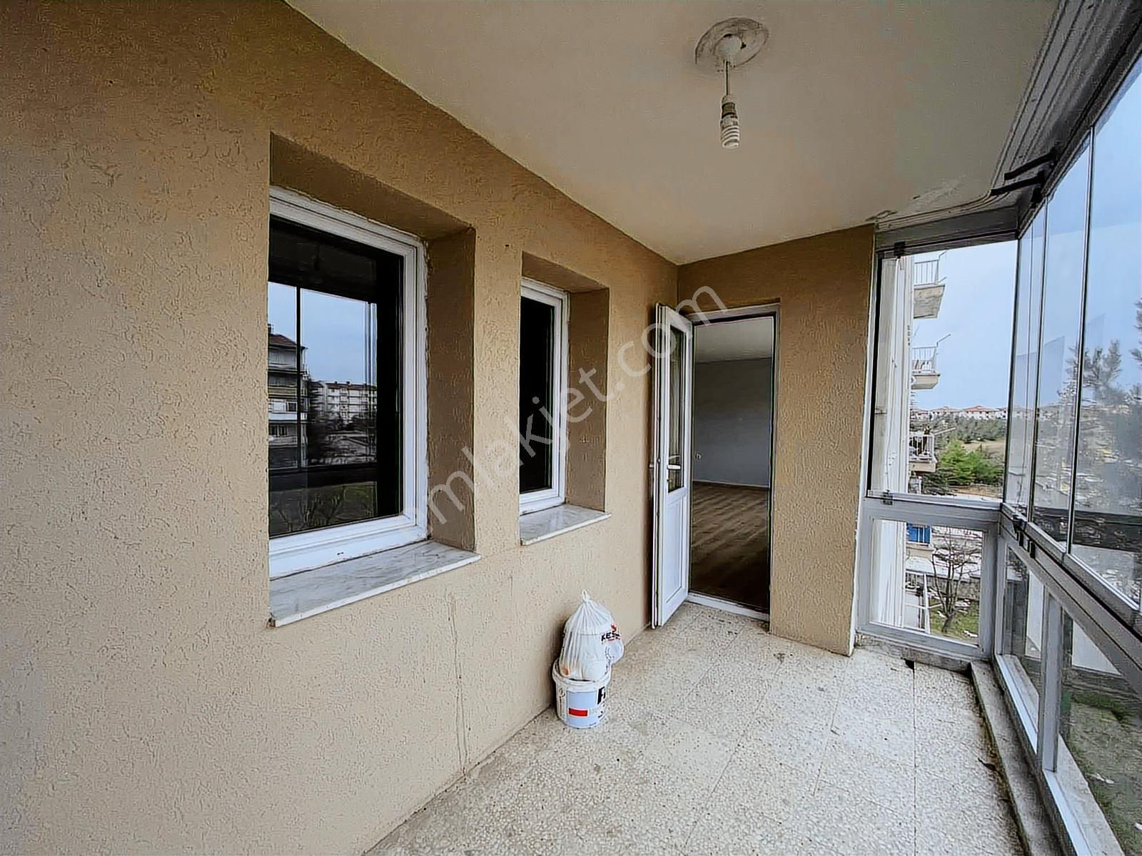 Çankaya'da Mustafa Özel Blv. Yakını 3+1 Kiralık Daire - Görsel 11