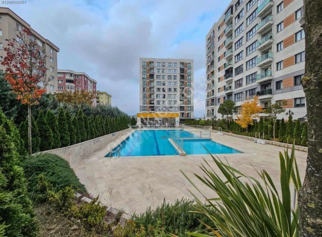 Sancaktepe Ary Mevsim Sitesi İçerisinde Satılık 2+1daire - Görsel 2