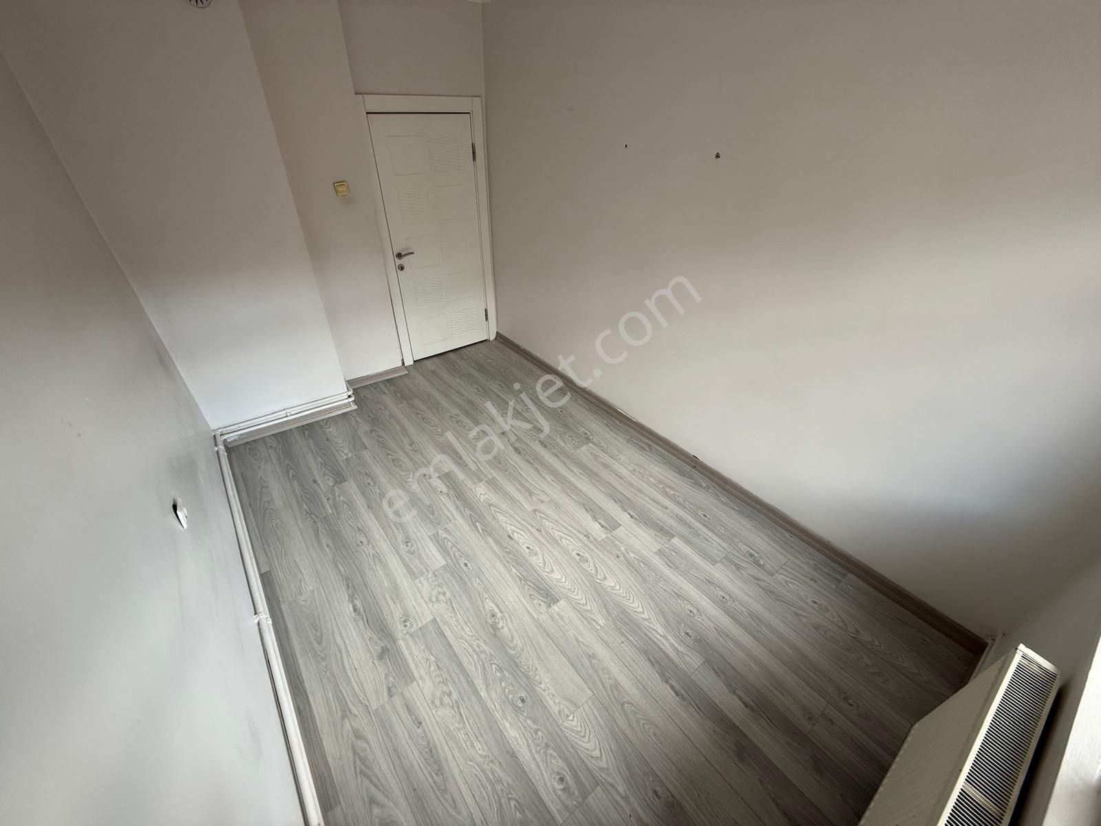 Etlik Merkezde Lokman Hekim Hastanesi Yakını Yapılı Ön Cephe 3+1 - Görsel 19