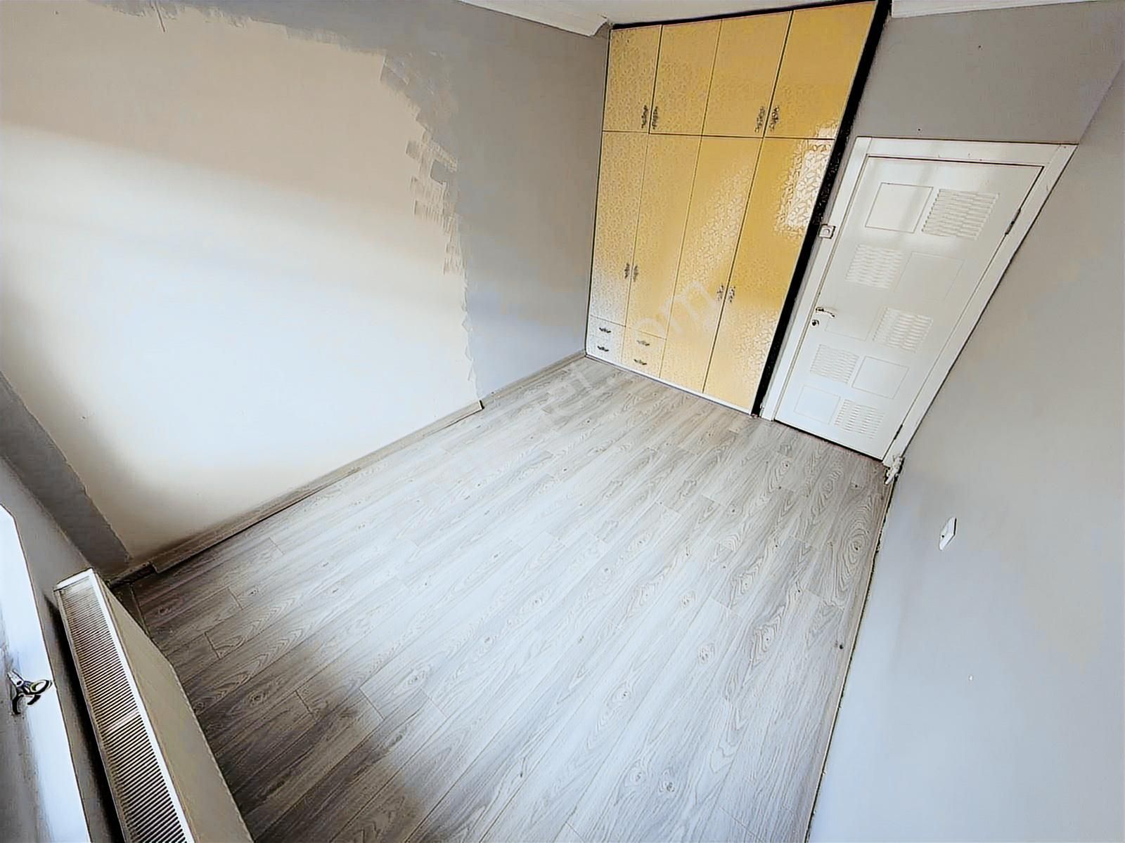 Etlik Merkezde Lokman Hekim Hastanesi Yakını Yapılı Ön Cephe 3+1 - Görsel 13