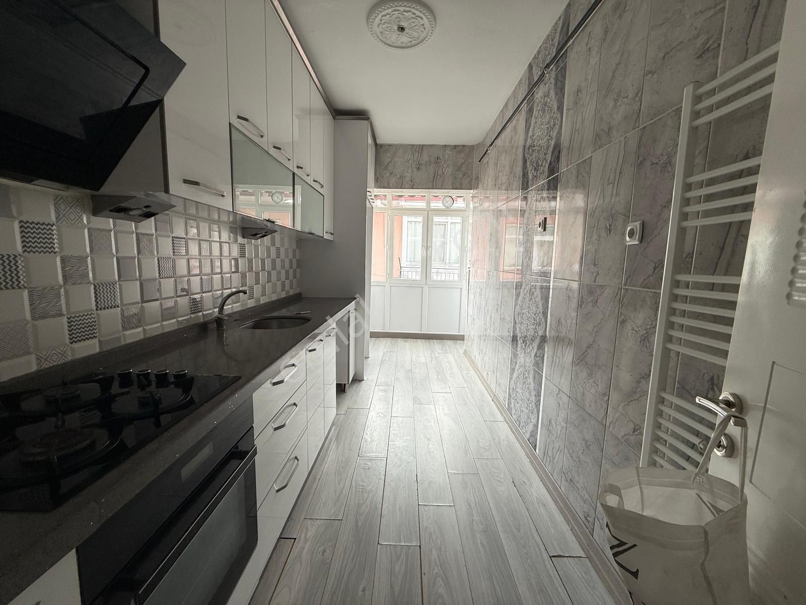 Etlik Merkezde Lokman Hekim Hastanesi Yakını Yapılı Ön Cephe 3+1 - Görsel 3