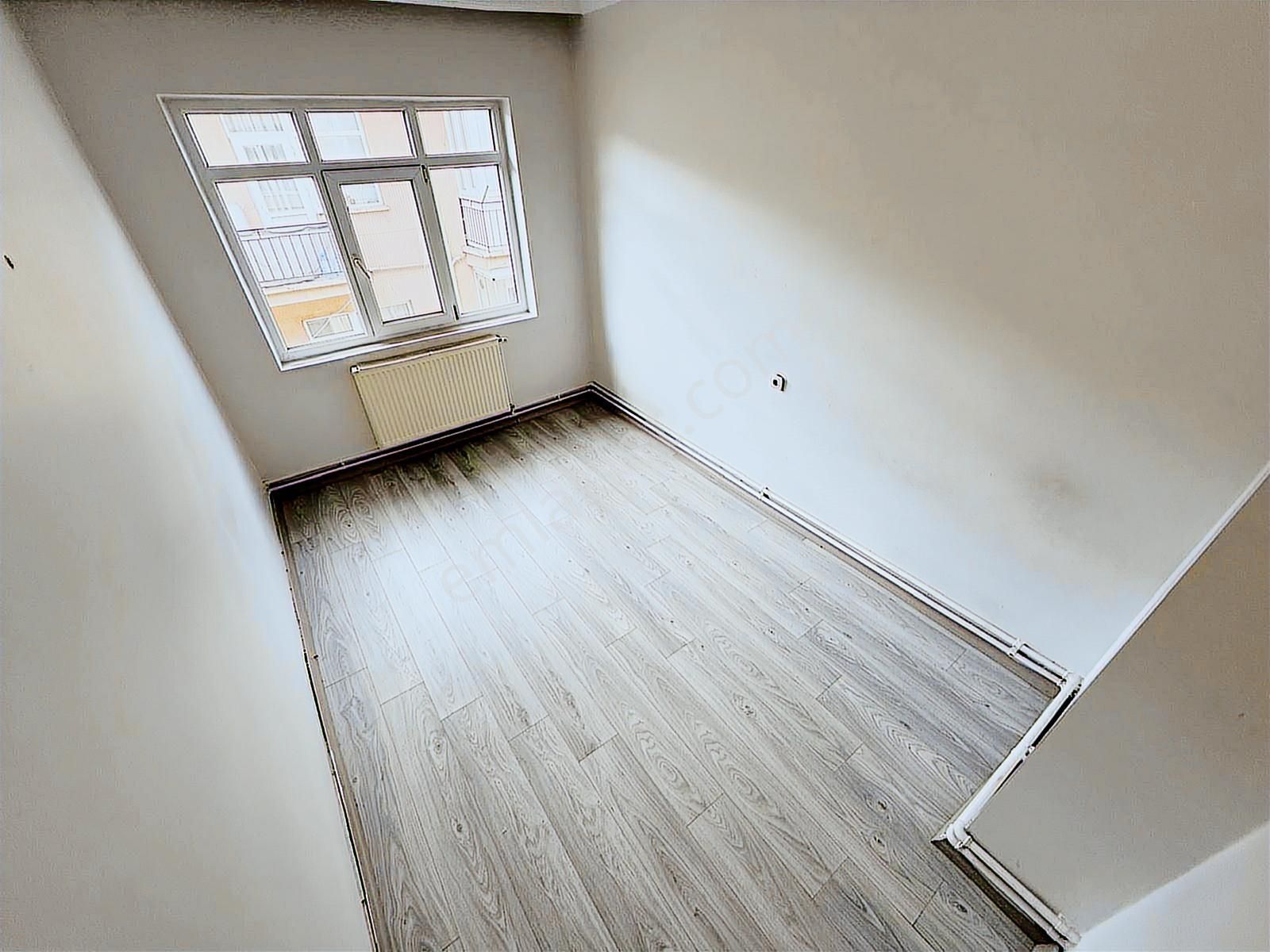 Etlik Merkezde Lokman Hekim Hastanesi Yakını Yapılı Ön Cephe 3+1 - Görsel 5