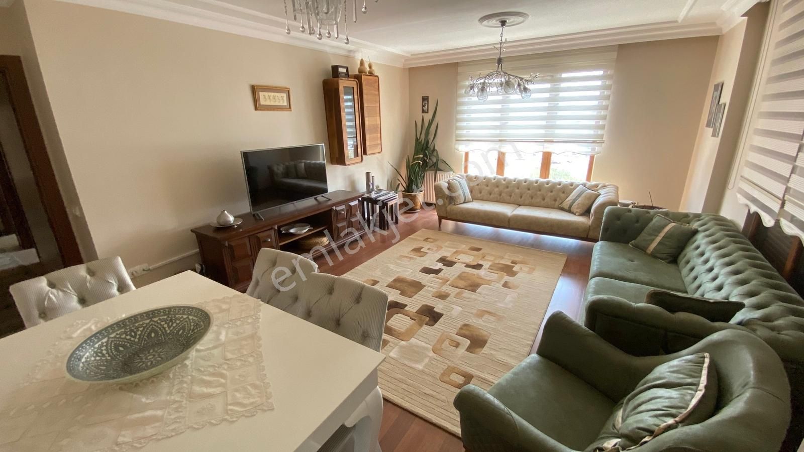 Evinibul'dan Metroya Yakın Site İçerisinde 120m2 3+1 Eşyalı - Görsel 17